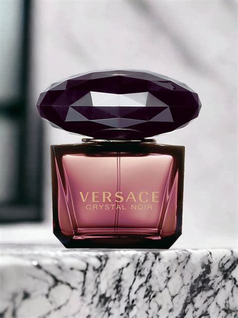 versace crystal noir krémmánia|Versace Crystal Noir EDP .